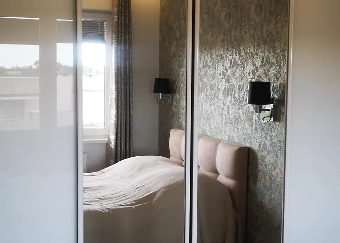 Lesna Nad Jeziorem Dlugim Apartment *